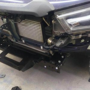 Площадка под лебедку для штатного бампера Toyota Hilux